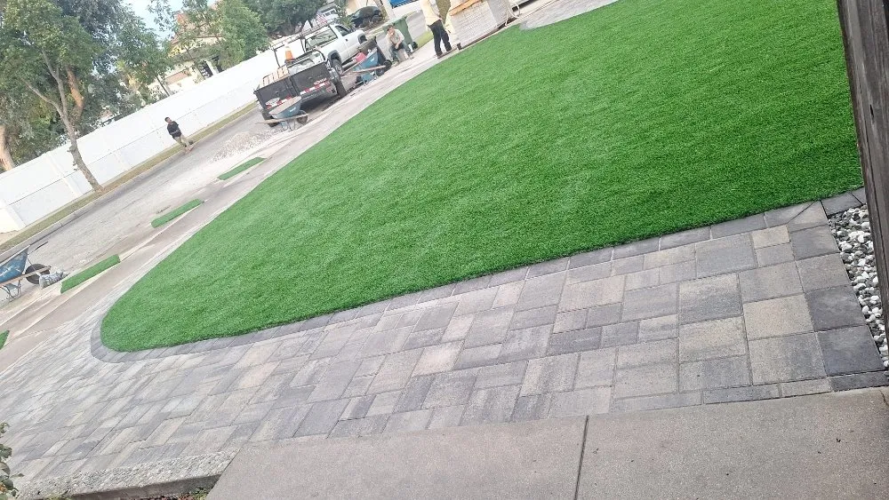 Expert garden landscaping in Thousand Oaks, CA by JJ Hardscape and Landscaping