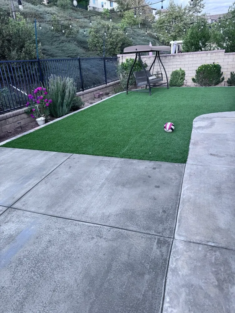 Top-rated outdoor landscaping for year-round maintenance in Thousand Oaks, CA by JJ Hardscape and Landscaping