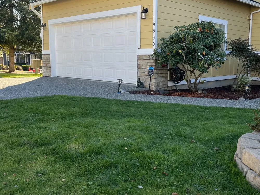 Affordable lawn care service experts serving Bothell, WA - J&J Home Services