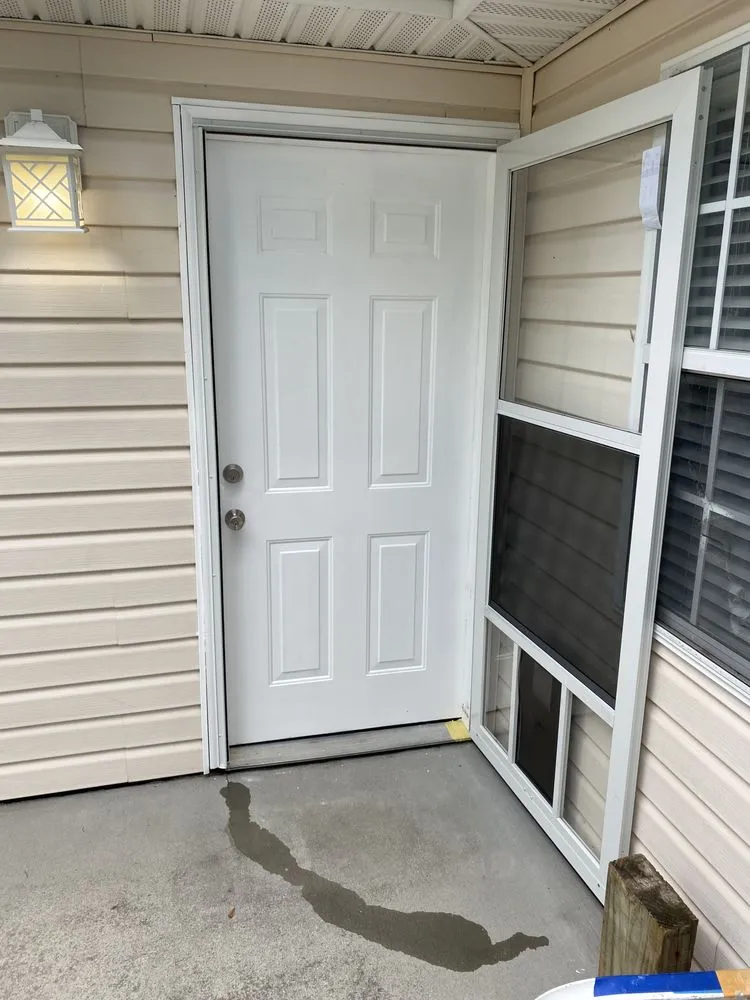 Local yard cleanup service in Myrtle Beach, SC by J&J Home Services