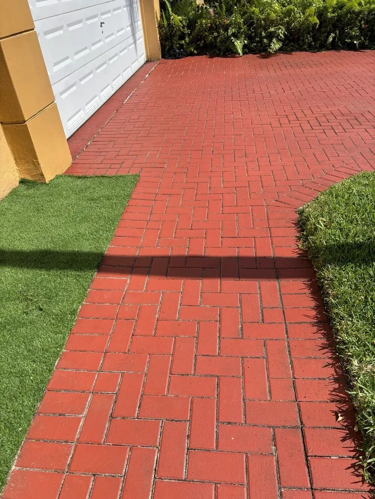 Affordable landscape installation for year-round maintenance in Tamiami, FL by JJ Landscape
