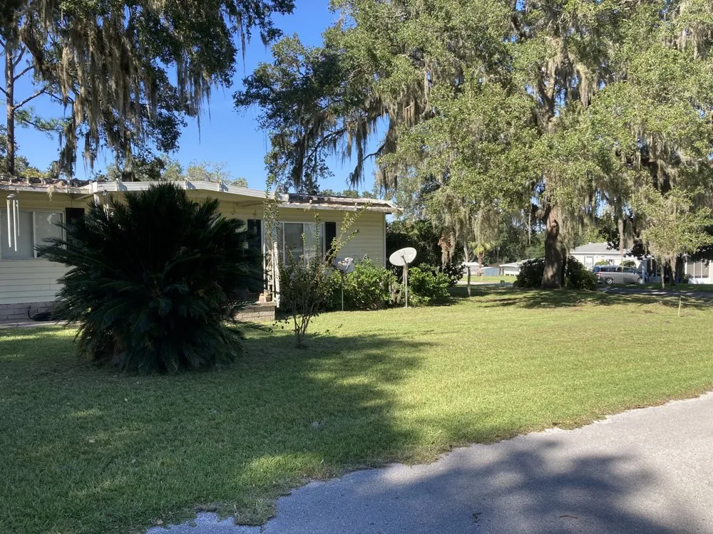 Local residential landscaping for residential properties in Ocala, FL by J&J Landscaping & More