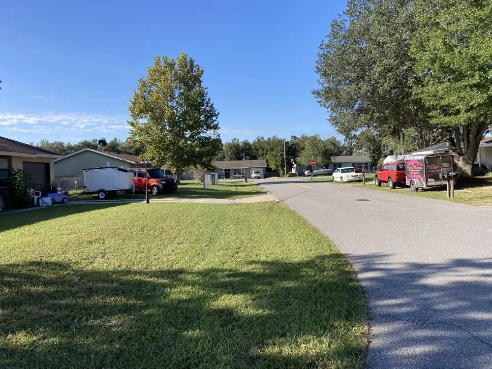 Local yard cleanup service for beautiful yards in Ocala, FL by J&J Landscaping & More