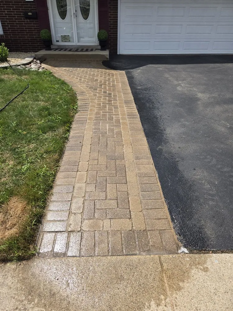 Local landscaping services in Griffith, IN by J&J Landscaping and Tree Servie