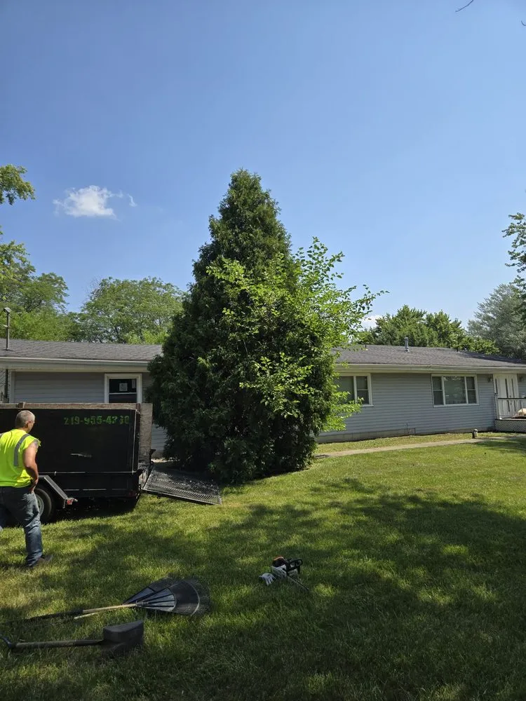 Expert landscape installation experts serving Griffith, IN - J&J Landscaping and Tree Servie