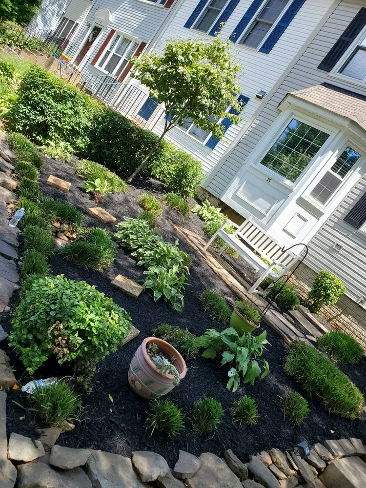 Professional lawn mowing service in Gainesville, VA - J&J Landscaping