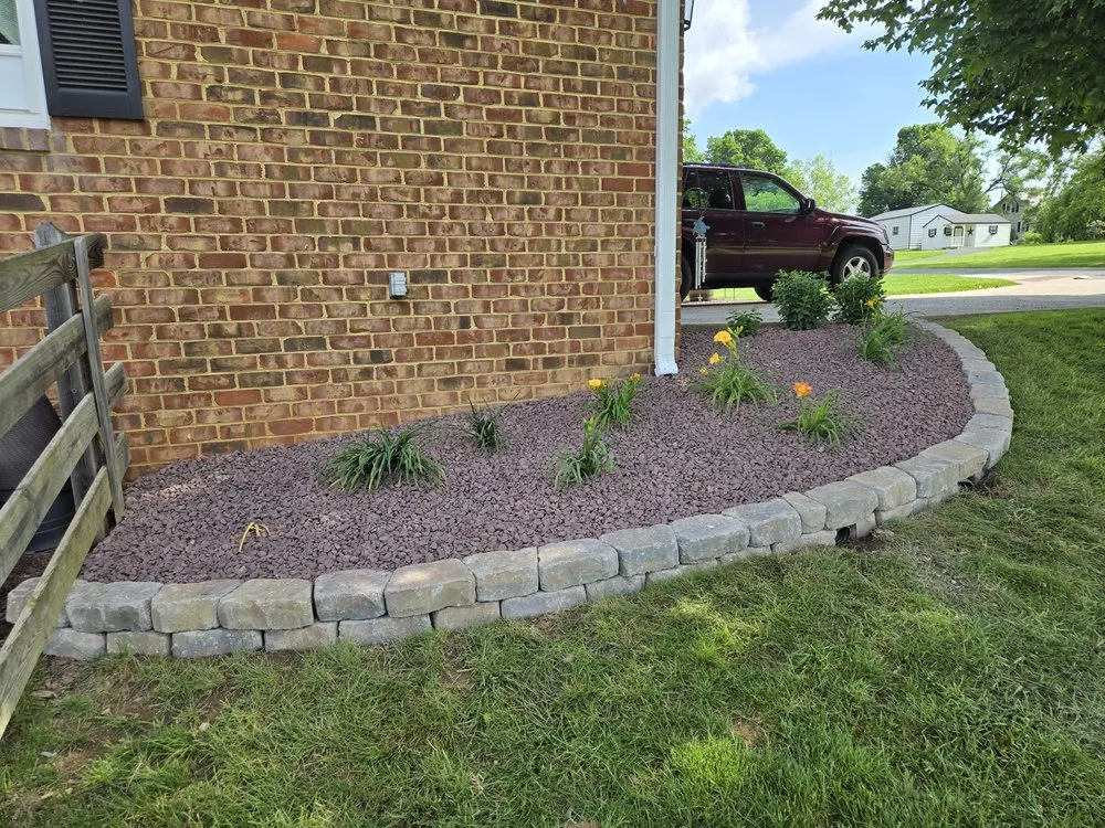 Reliable landscaping services in Harrisonburg, VA - J&J Landscaping