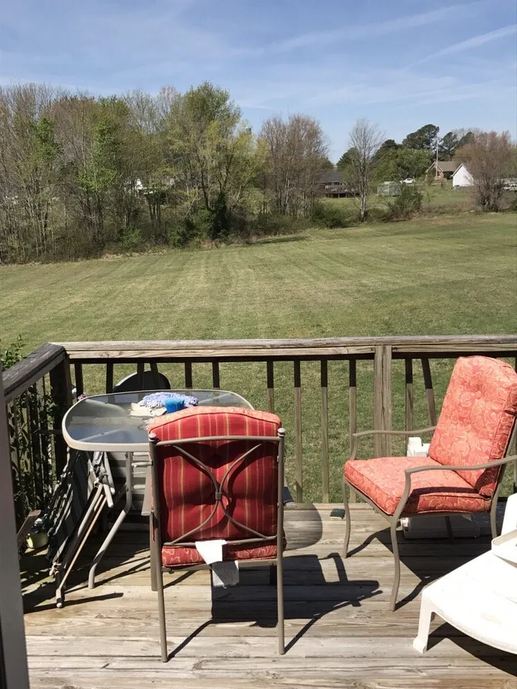 Top-rated residential landscaping for residential properties in Lawrenceburg, TN by J&J Landscaping