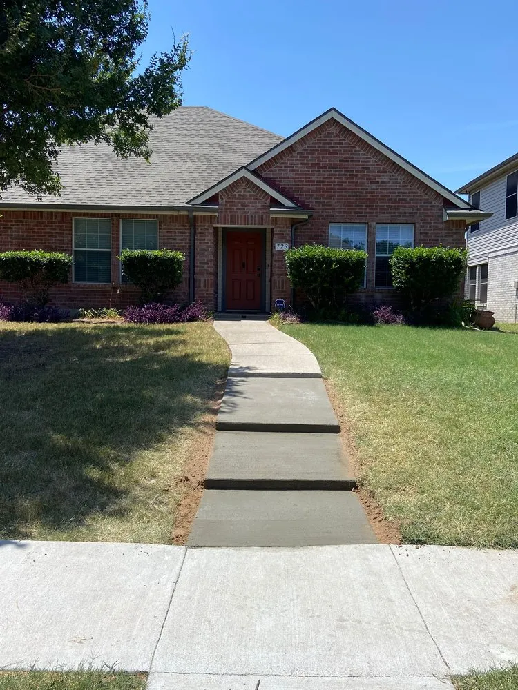Reliable yard maintenance in Desoto, TX - JJ Landscaping Services