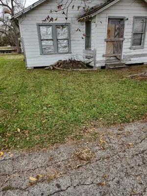 Jj Landscaping Services Logo