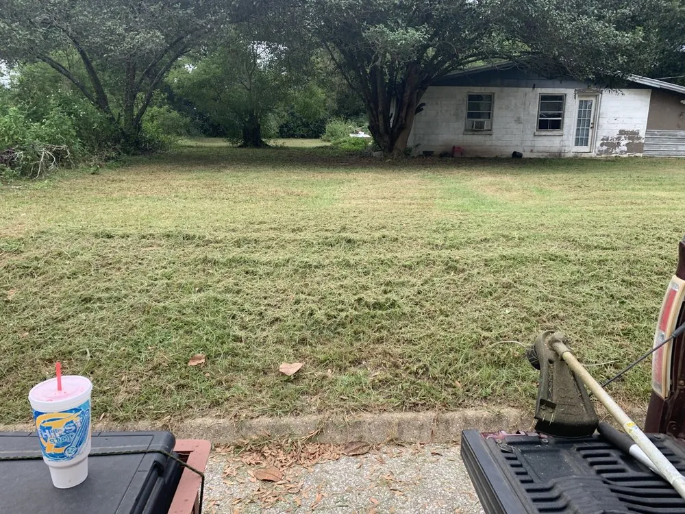 Custom residential landscaping in Slocomb, AL - J&J Landscaping