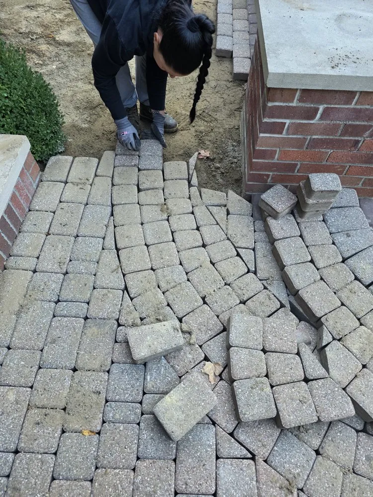 Reliable landscape design for outdoor upgrades across Youngstown, OH - J&J Landscaping