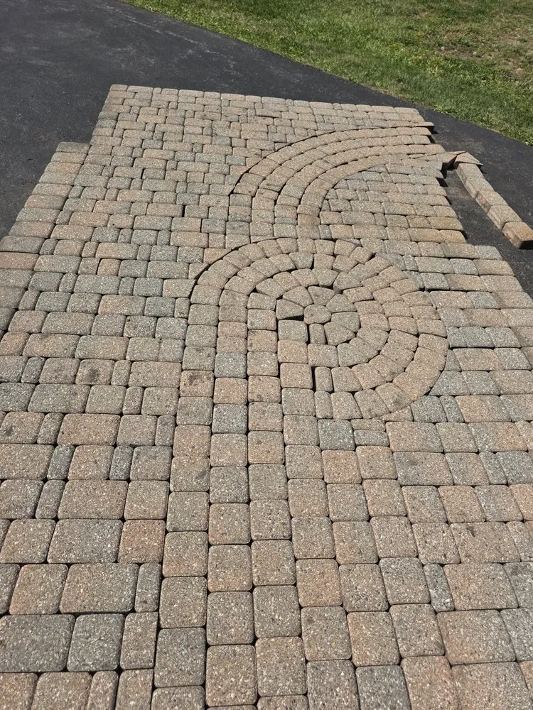 Trusted outdoor landscaping for outdoor upgrades in Youngstown, OH by J&J Landscaping