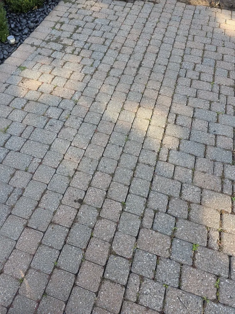 Reliable lawn mowing service experts serving Youngstown, OH - J&J Landscaping