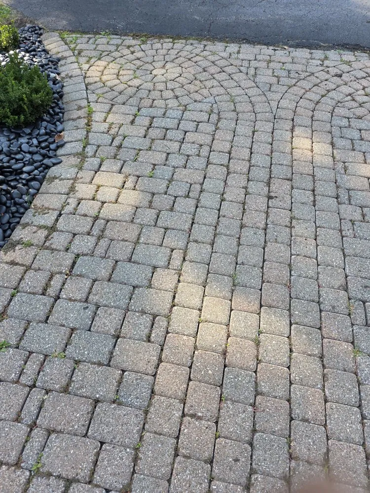 Custom landscape design in Youngstown, OH - J&J Landscaping