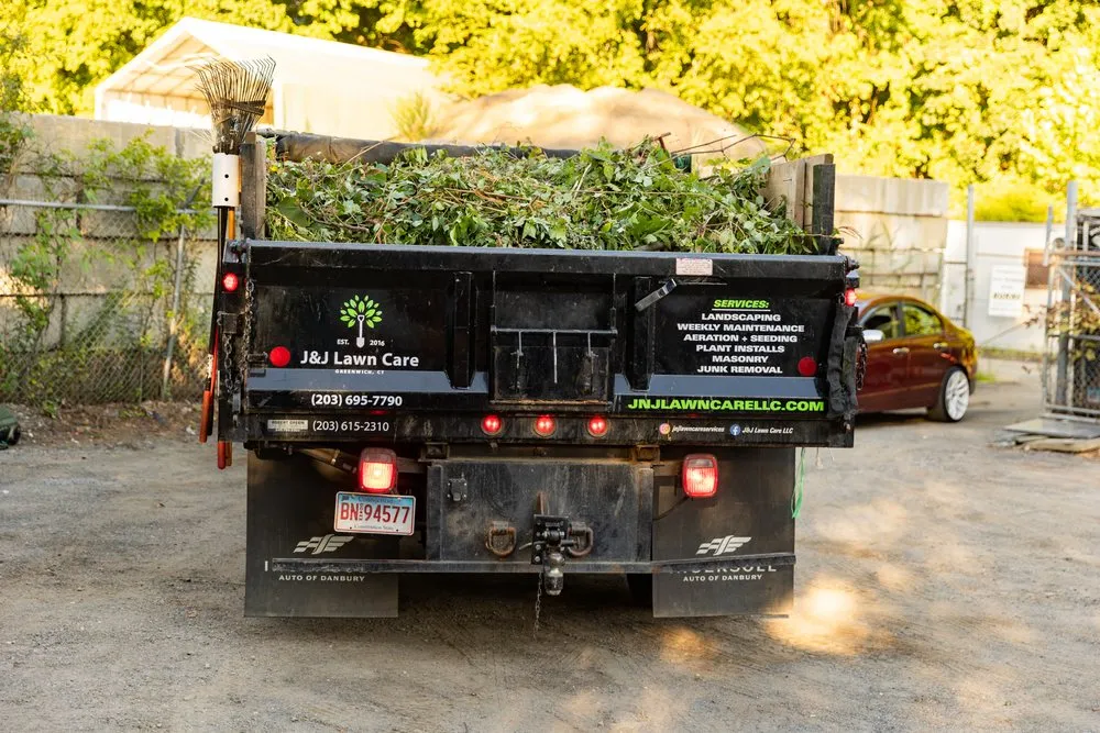 Top-rated lawn mowing service for year-round maintenance in Riverside, CT by J&J Lawn Care