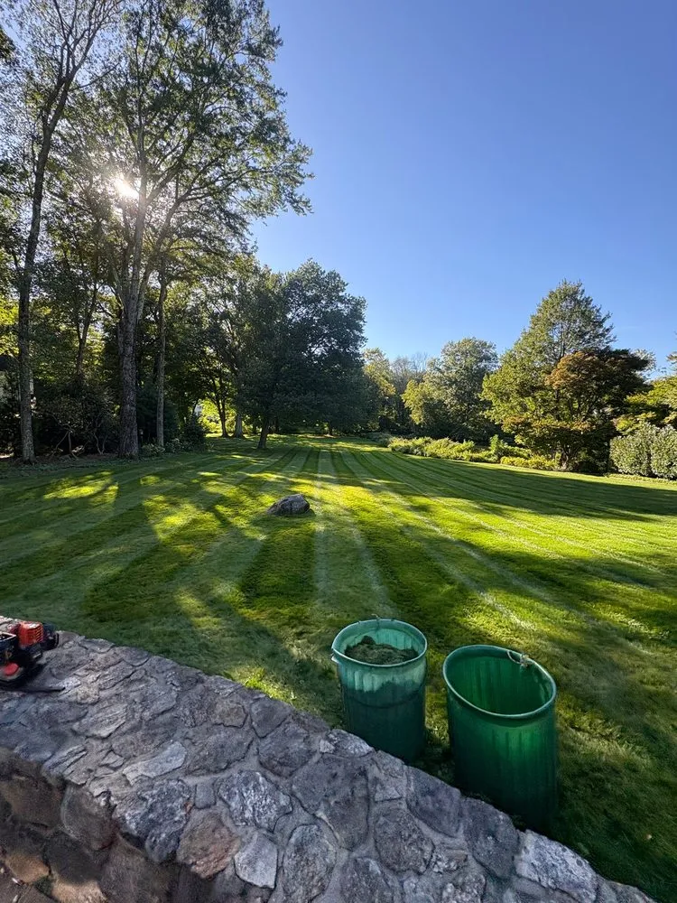 Local garden landscaping experts serving Riverside, CT - J&J Lawn Care