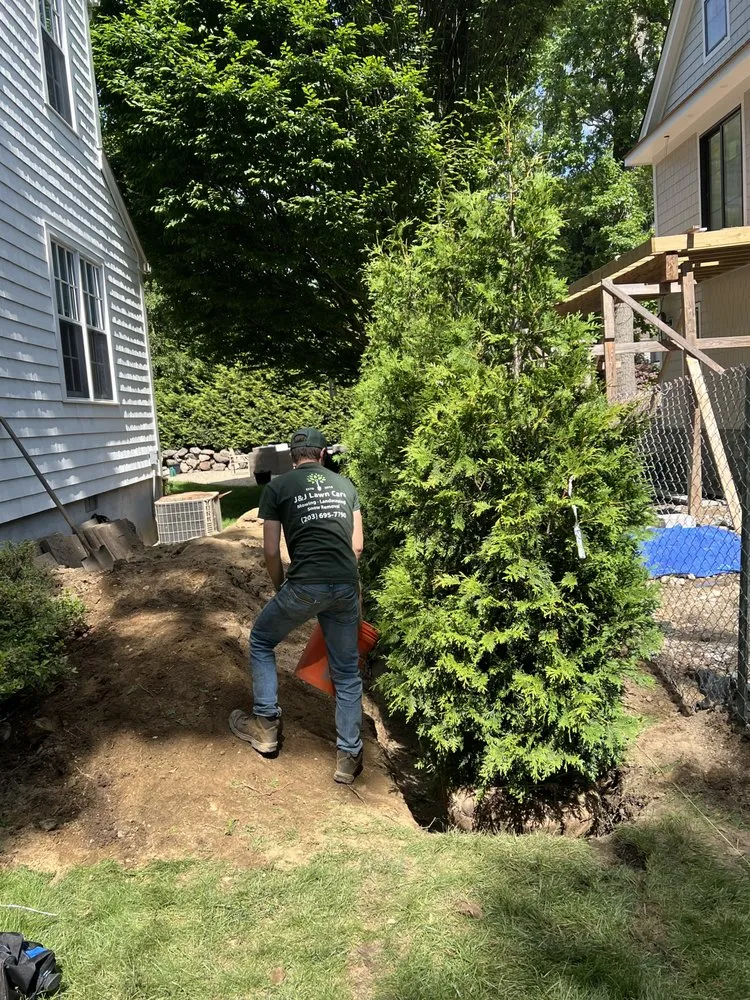 Trusted lawn mowing service with custom design in Riverside, CT by J&J Lawn Care