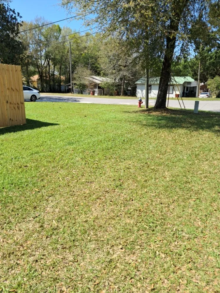 Reliable yard cleanup service in Crestview, FL by J&J Lawn Legends