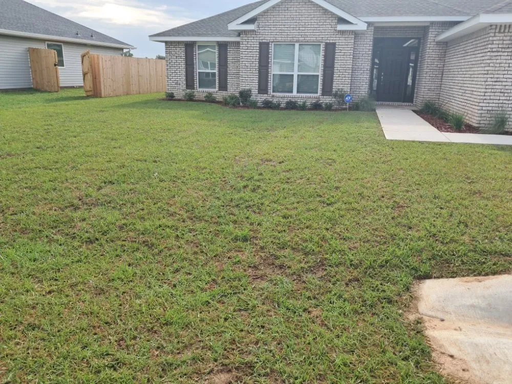 Trusted yard maintenance for residential properties in Crestview, FL by J&J Lawn Legends