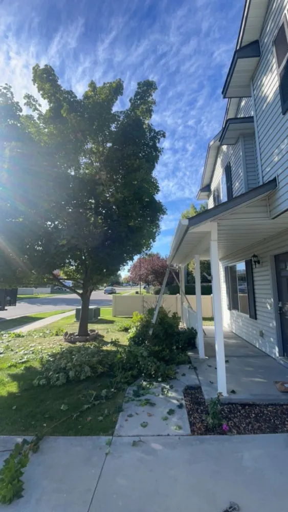 Affordable garden landscaping experts serving Nampa, ID - J&J Lawn Maintenance