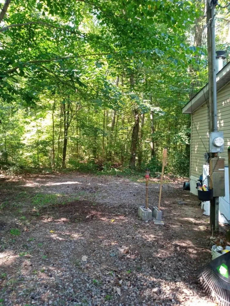 Affordable garden landscaping experts serving Arab, AL - J&J Lawncare And More