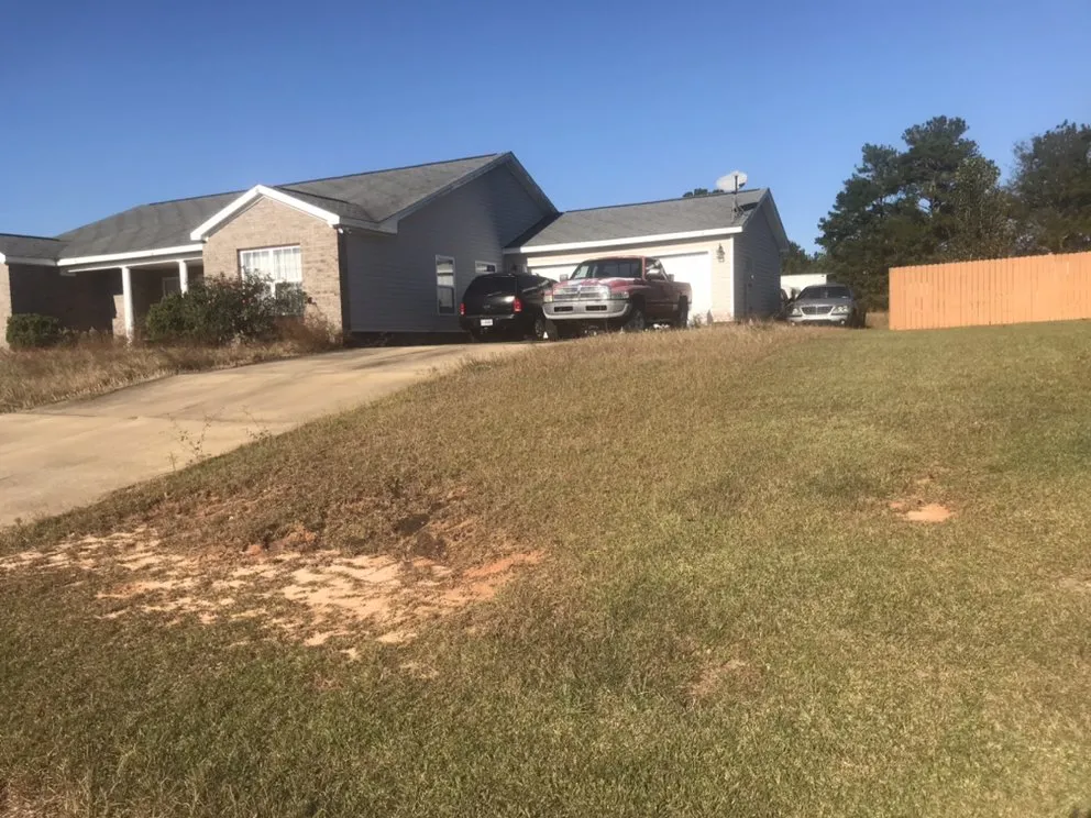 Professional lawn care service for homes in New Brockton, AL by J&J Lawncare