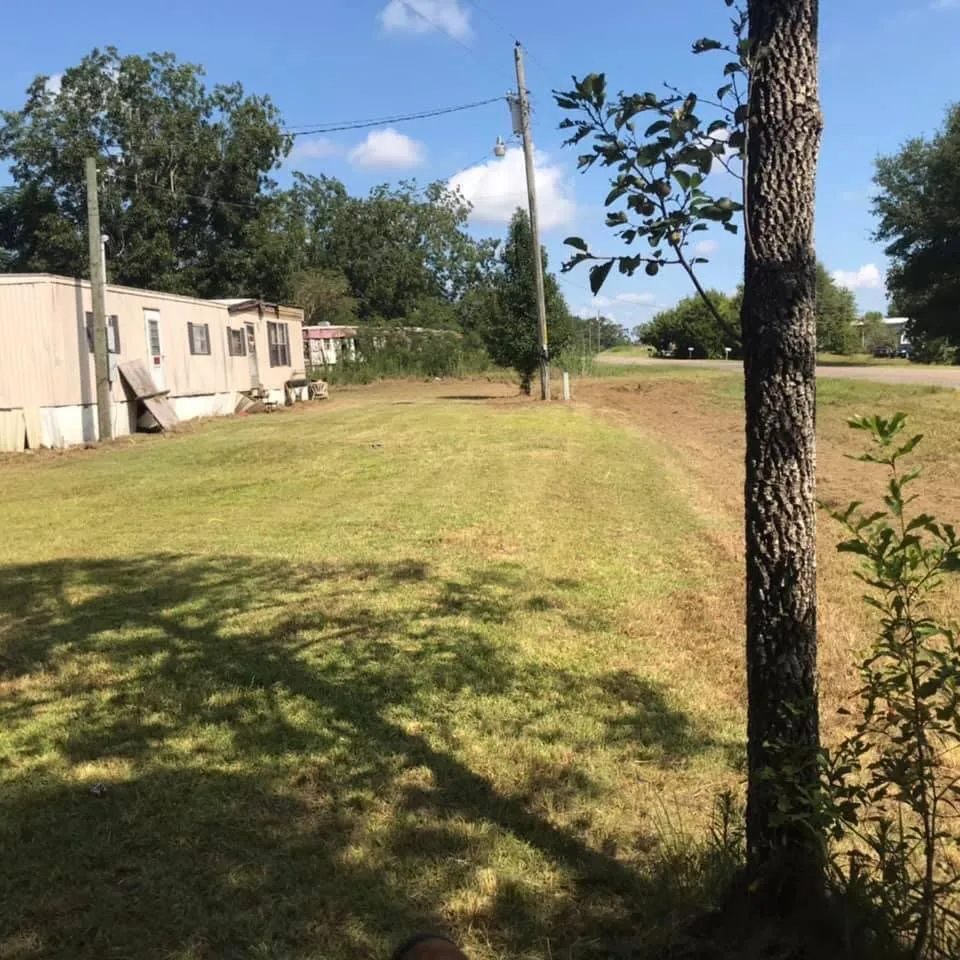 Affordable lawn mowing service experts serving New Brockton, AL - J&J Lawncare