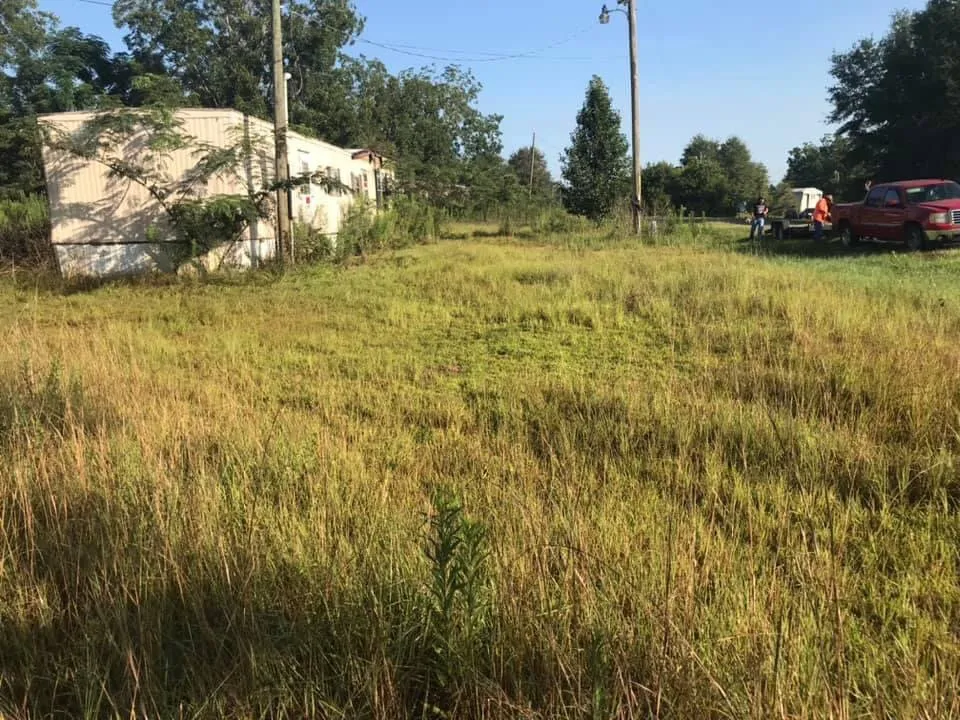 Affordable lawn mowing service experts serving New Brockton, AL - J&J Lawncare