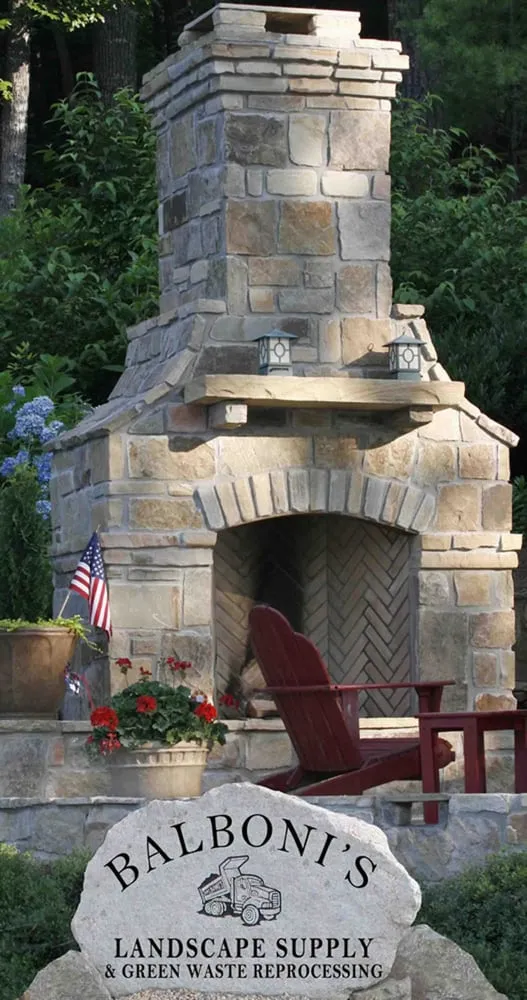 Local outdoor landscaping in Plymouth, MA - J&J Materials