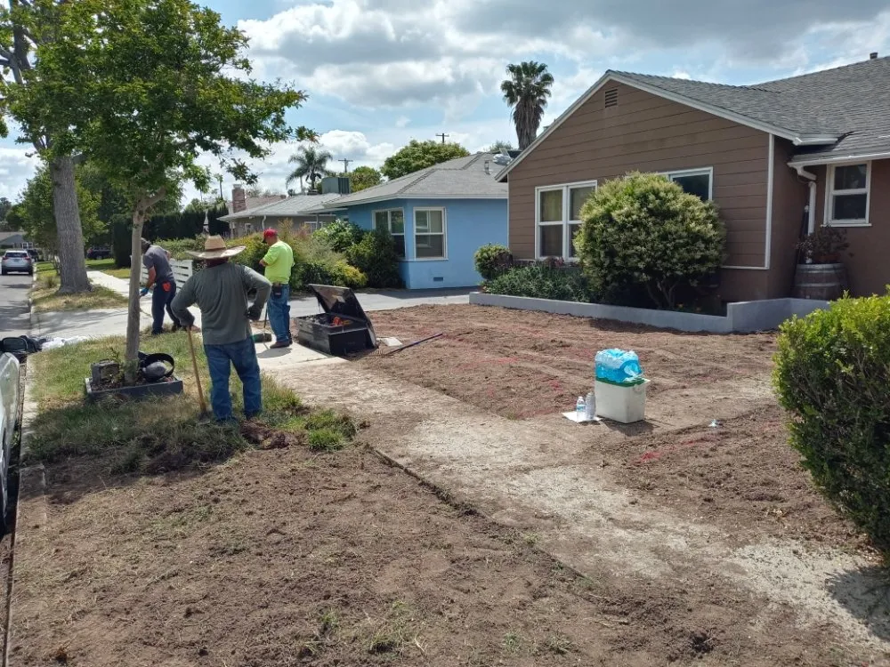 Local lawn mowing service in San Fernando Valley, CA - J&J Outdoor Builders and Landscape