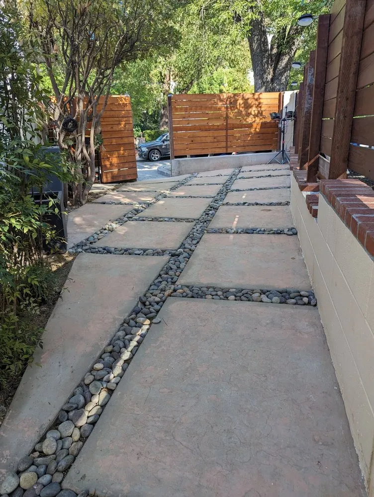 Reliable yard maintenance in San Fernando Valley, CA - J&J Outdoor Builders and Landscape