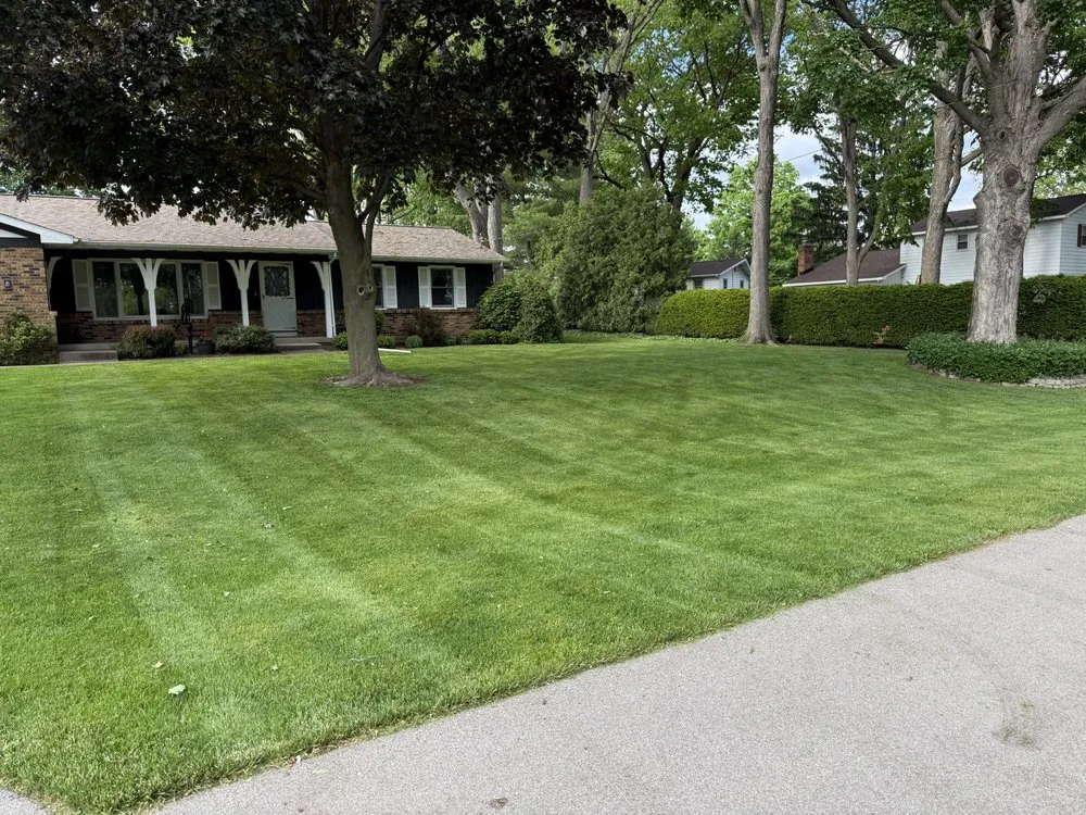 Expert lawn care service in Jenison, MI - J&J Outdoor Services