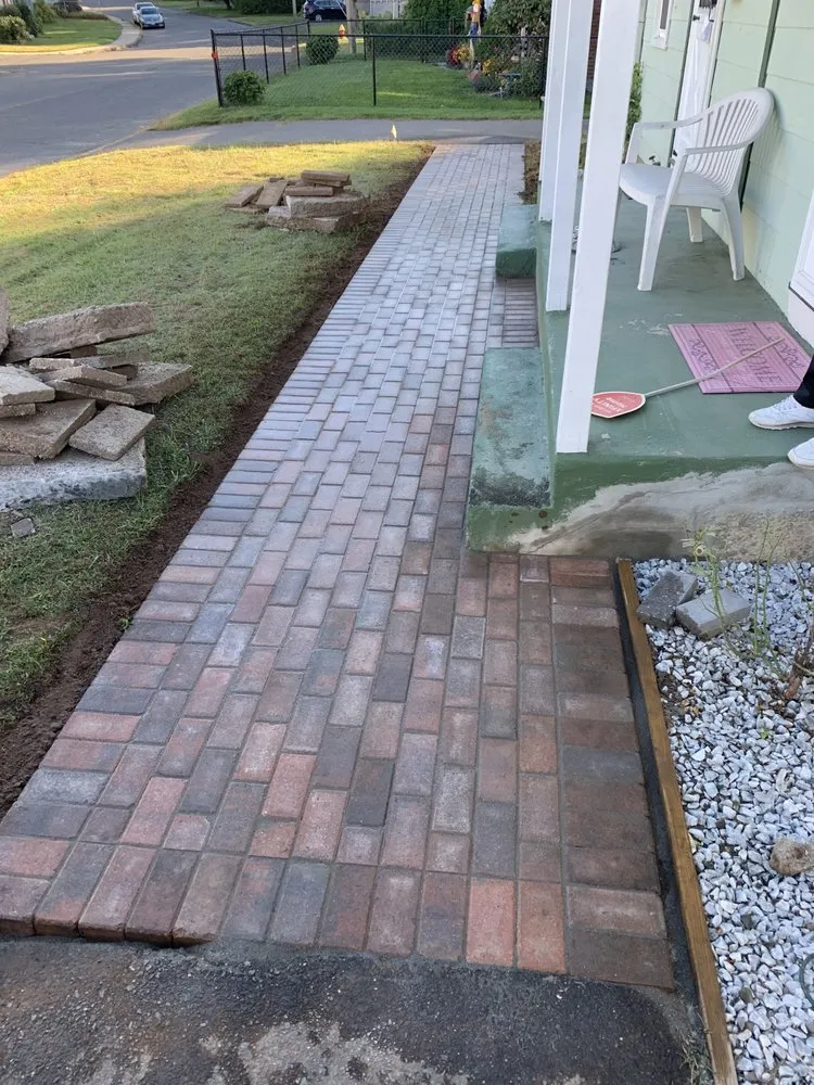 Reliable yard maintenance for homes across East Haven, CT - J&J Stone and Gardens