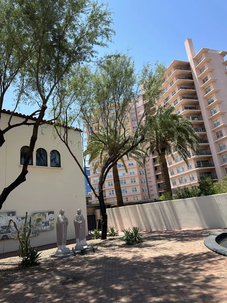 Local lawn mowing service in Phoenix, AZ by JJ Tree Service