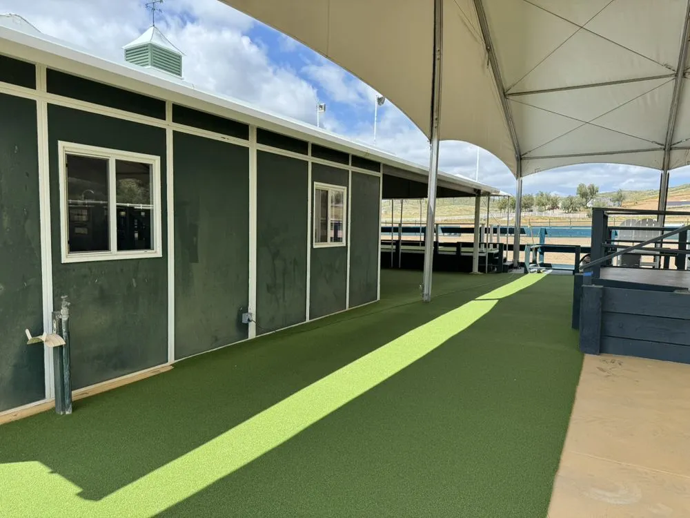 Professional residential landscaping in Lake Forest, CA by JJ Turf & Landscaping Designs