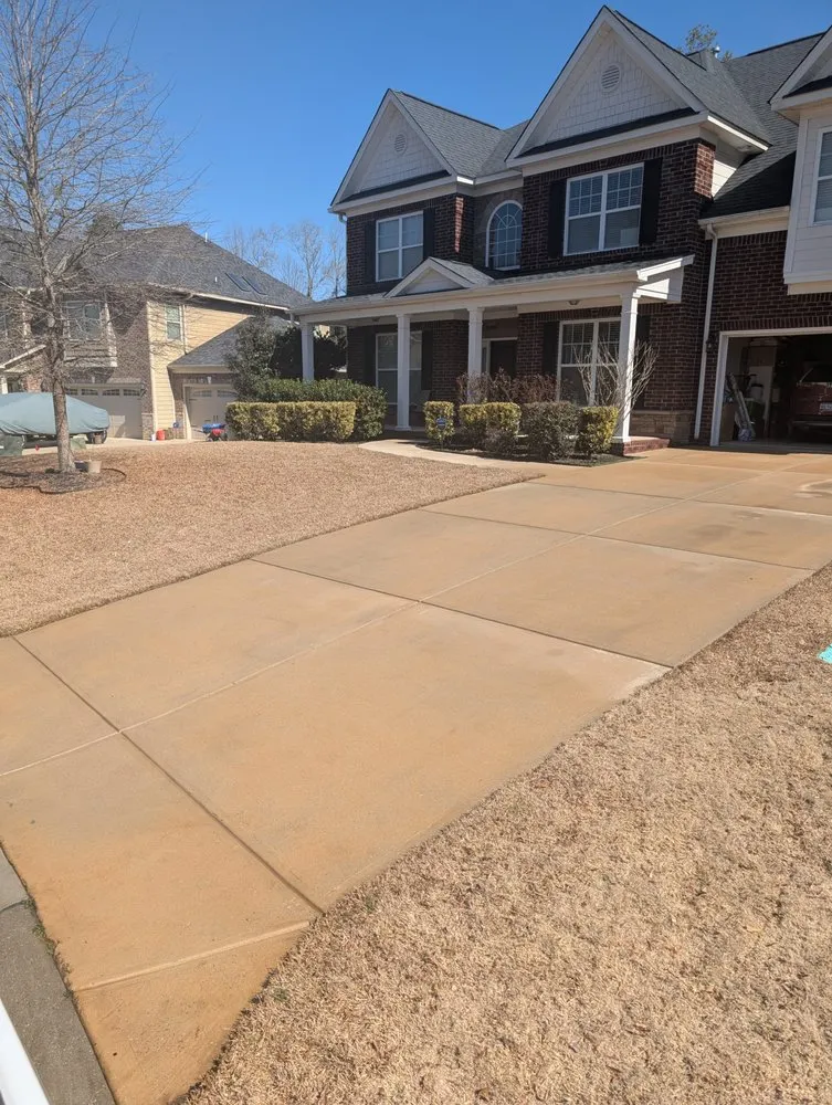 Custom landscaping services for year-round maintenance in lugoff, SC by J&J Turf Maintenance