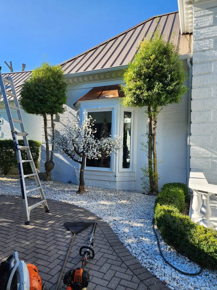 Affordable yard cleanup service experts serving Shelbyville, KY - JJD Lawn Care and Landscaping