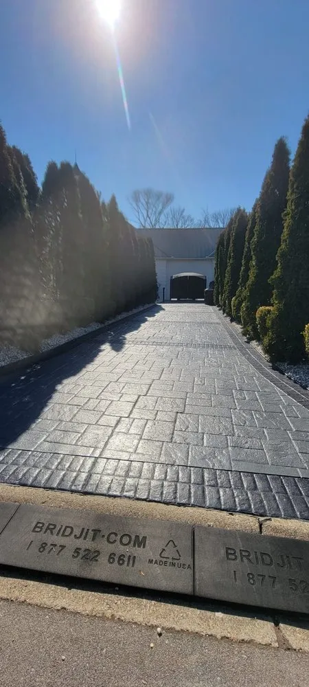 Custom outdoor landscaping in Shelbyville, KY - JJD Lawn Care and Landscaping