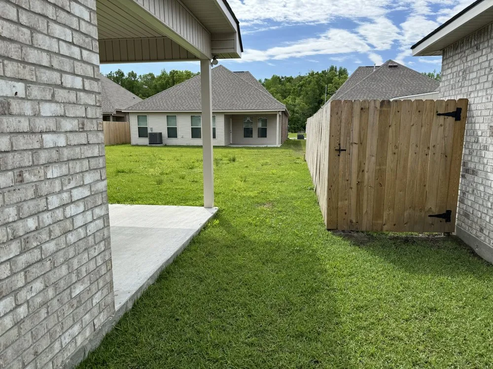 Top-rated lawn care service for residential properties across Houma, LA - JJJ Greenscape