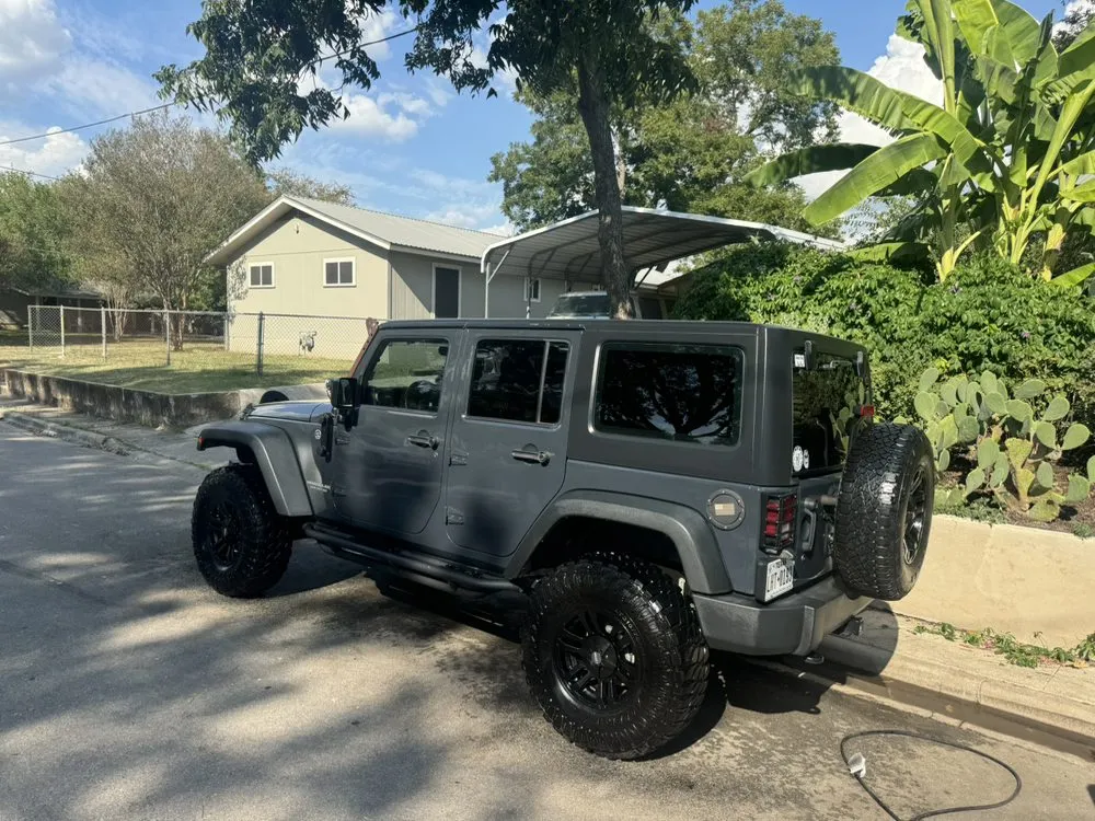 Local residential landscaping in Seguin, TX by JJJRich Servicing