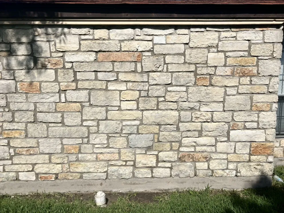 Custom yard maintenance in Seguin, TX by JJJRich Servicing