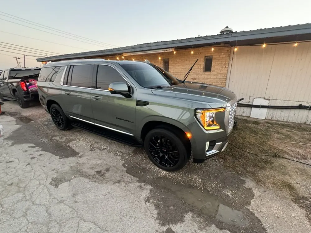 Custom yard maintenance in Seguin, TX - JJJRich Servicing