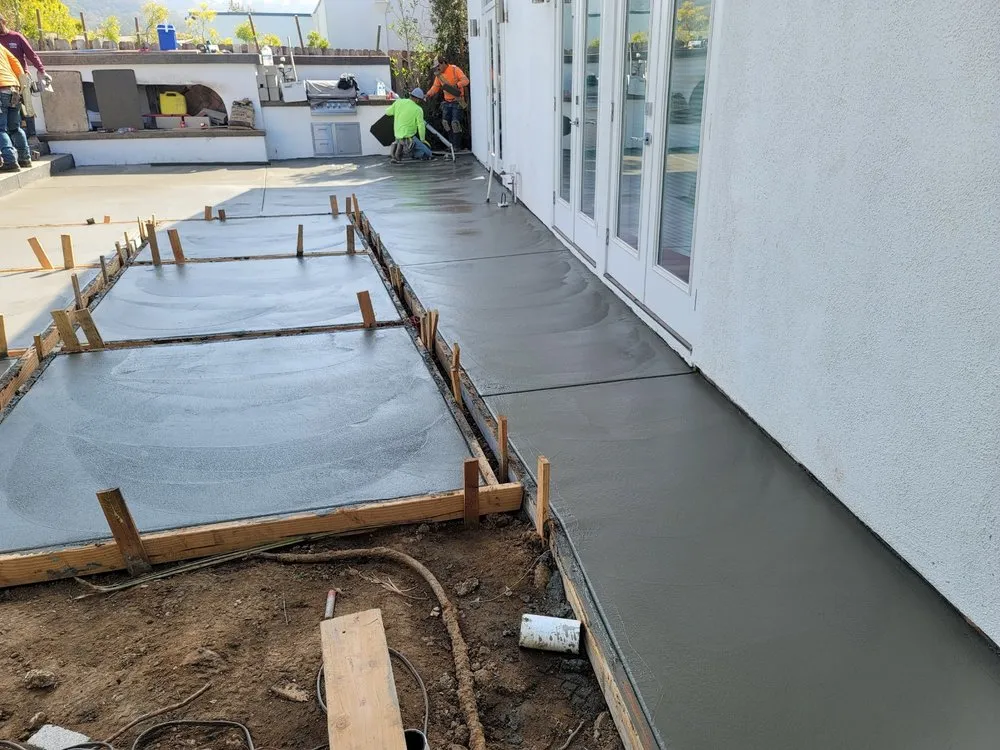 Expert lawn mowing service in La Puente, CA - JJL Landscaping