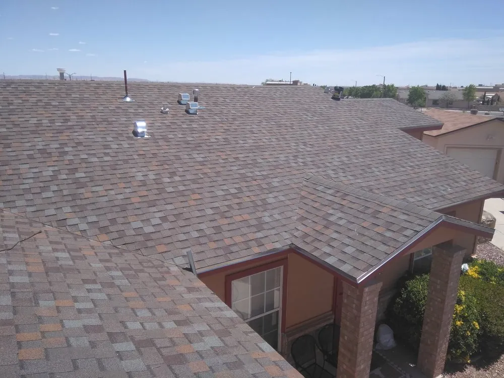 Expert lawn care service experts serving San Elizario, TX - JJR Contractors