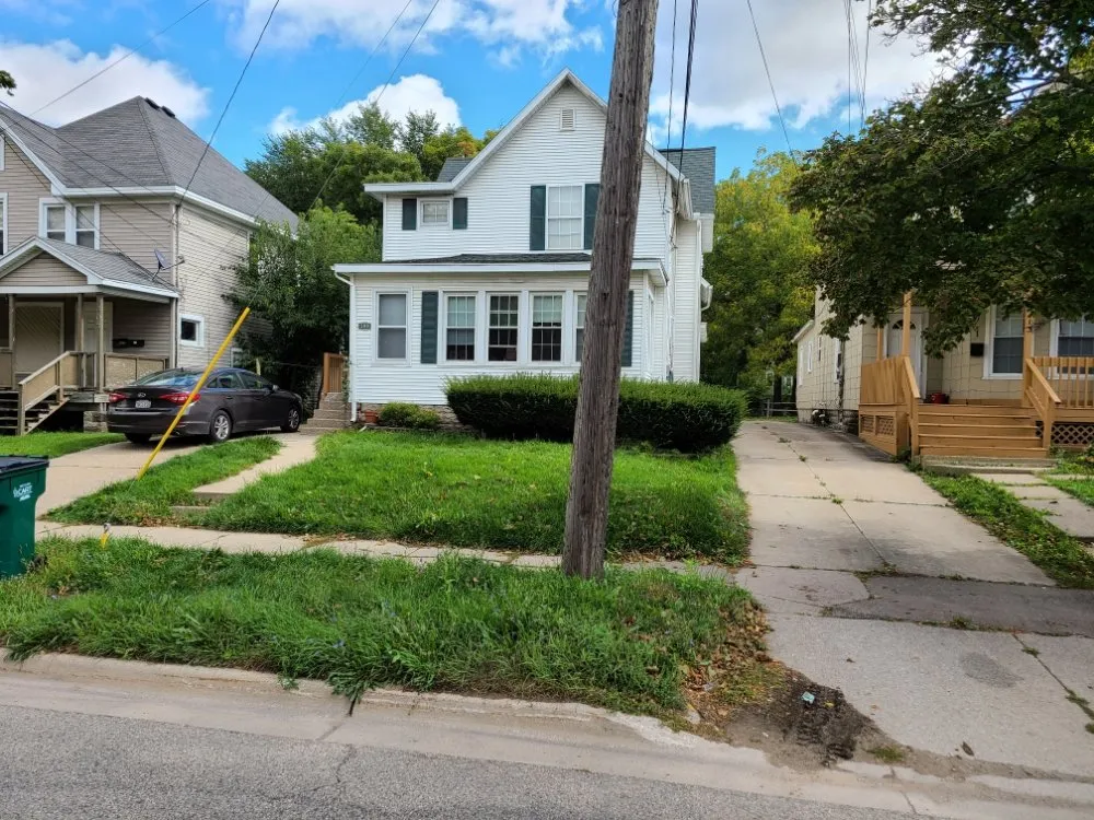 Top-rated garden landscaping in Lansing, MI - Jjr Lawn Care