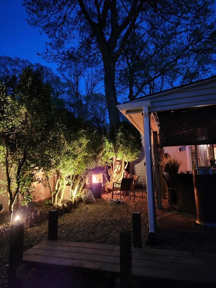 Professional lawn care service in Absecon, NJ - J&J's Grand Escapes