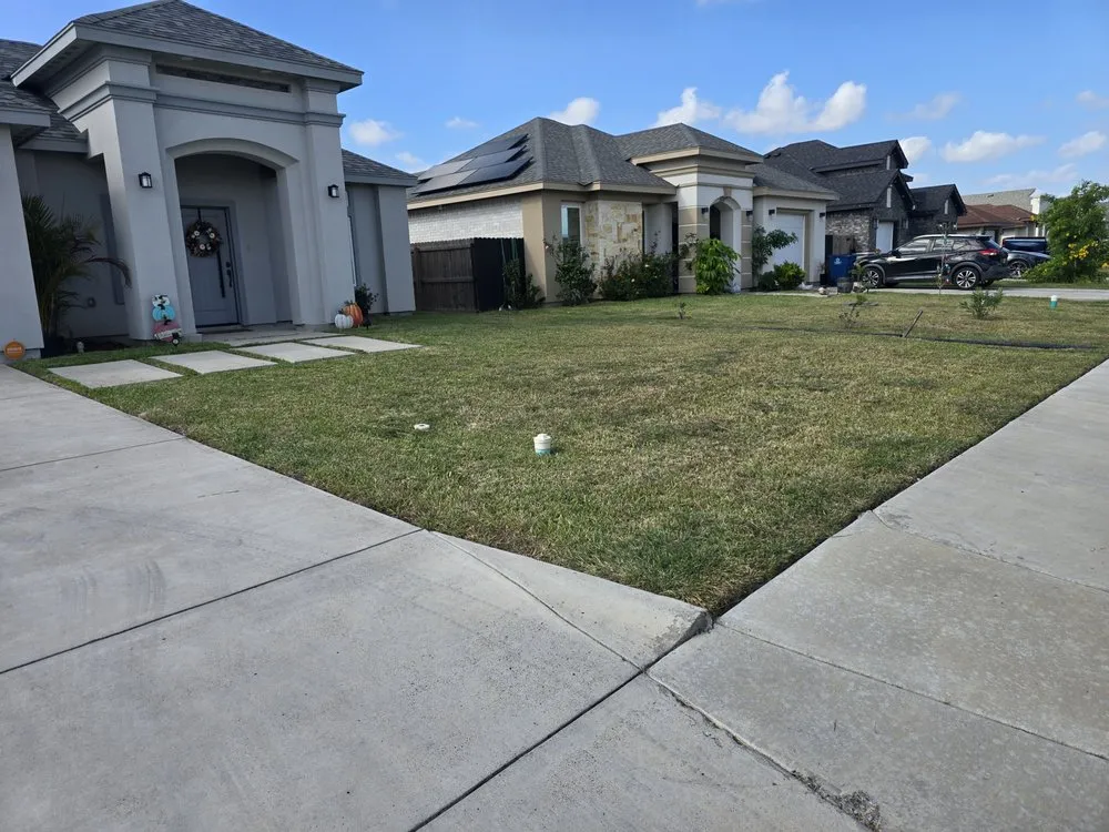Custom garden landscaping near you in Los Fresnos, TX by JJ'S Lawn Care Service