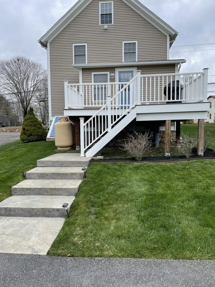Trusted garden landscaping in Waterford, CT by JJs Lawn Care