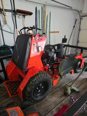 JJ's Lawn Service Logo